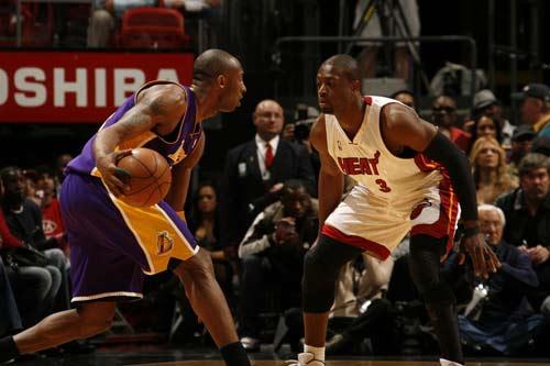 迪马：弗拉霍维奇已经伤愈并随队训练，以备战都灵德比（迪马：弗拉霍维奇伤愈复出，已随队合练备战都灵德比）