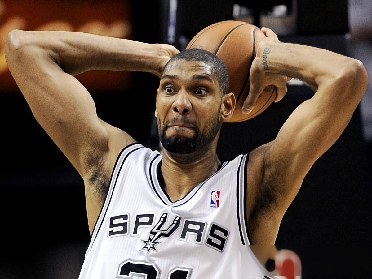 斯基拉：因西涅愿加盟拉齐奥，120万欧年薪签约至27年（斯基拉：因西涅愿投拉齐奥，年薪120万欧，合同至2027年）