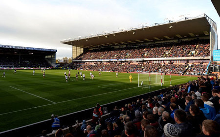 被与贝肯鲍尔比较？凯恩：我从小就喜欢防守，很享受铲球（被拿来与贝肯鲍尔相比较？凯恩：从小钟情防守，铲球让我很享受）