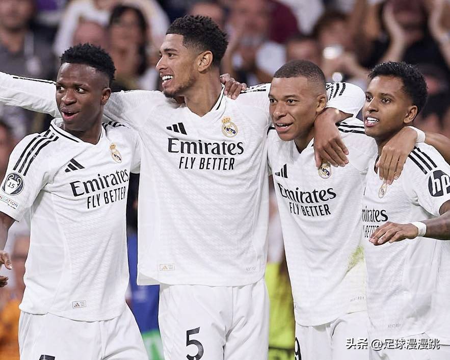 雷迪克谈社媒时代执教：球员活在评论里，保持稳定颇具挑战（雷迪克：社媒时代执教不易，球员被评论左右，稳定性成难题）