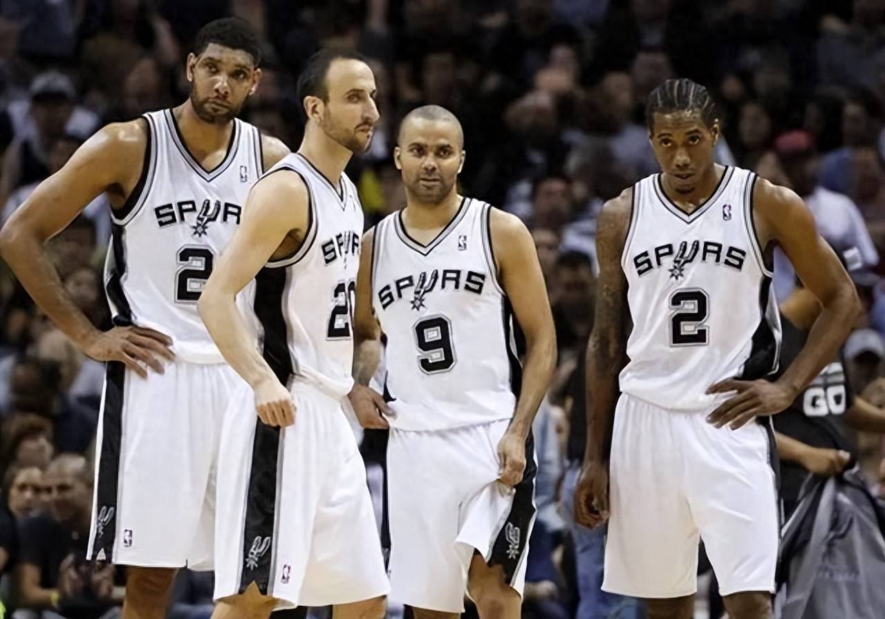 博尔哈：哈兰德是目前足坛最佳中锋；历史最佳中锋是德罗巴（博尔哈认为：哈兰德是当今足坛头号中锋，德罗巴则为史上最佳）