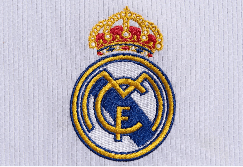 美记：勇士不会交易追梦，除非他主动申请且库里、科尔都同意（美记：勇士无意交易追梦，除非他提出申请并获库里与科尔同意）