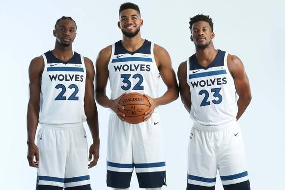 不得不服！加盟半年拿两冠，落叶归根解锁新纪录，若日尼奥真赢家（半年加盟摘双冠，回归再破纪录，若日尼奥才是真大赢家）